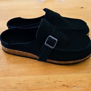 Tintree Black Mule Slip Ons